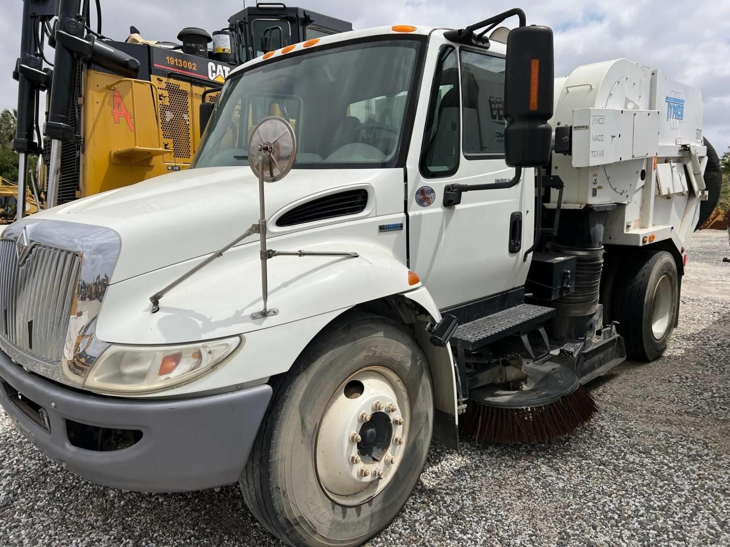 2007 Tymco 600