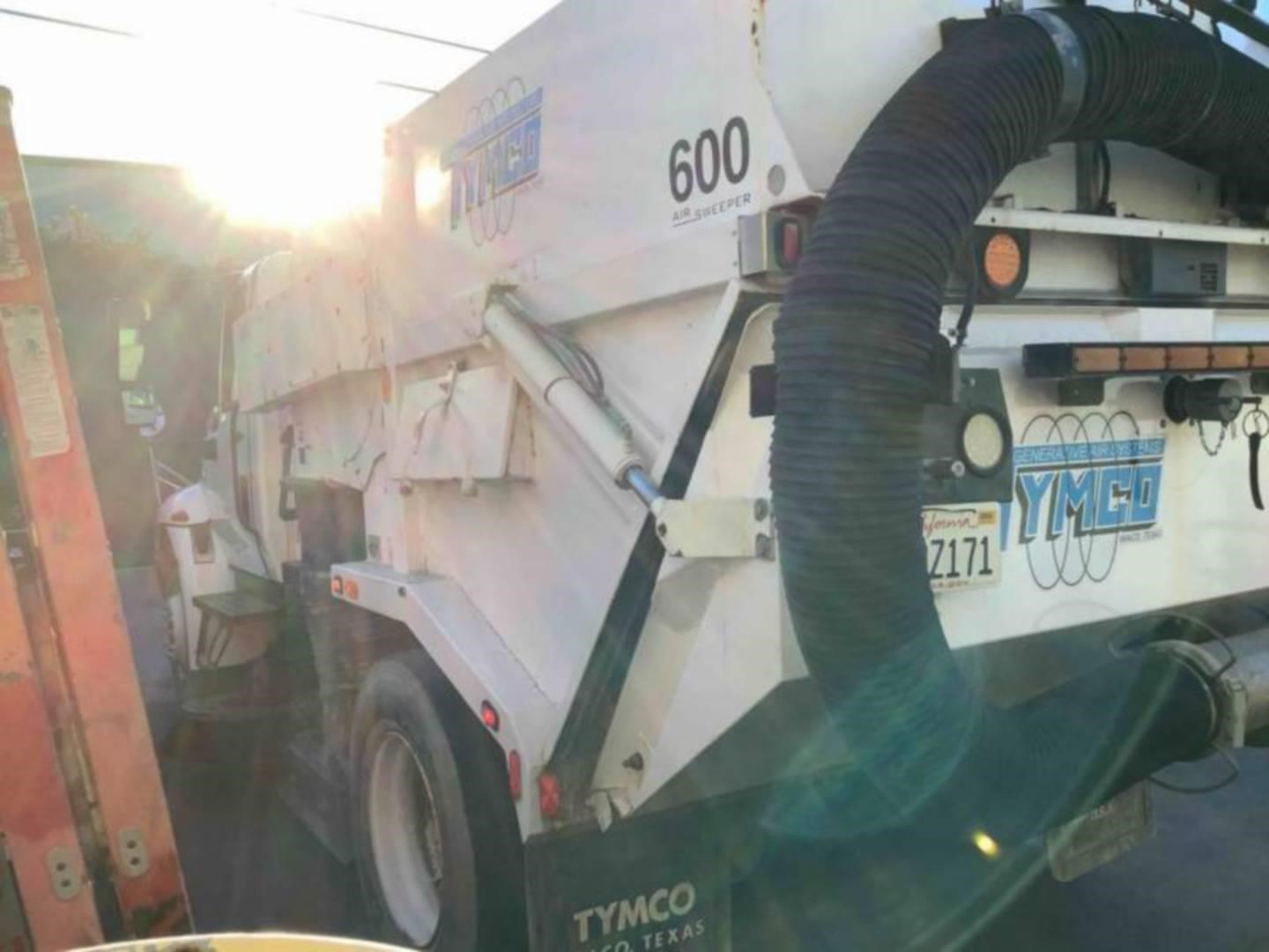2007 Tymco 600