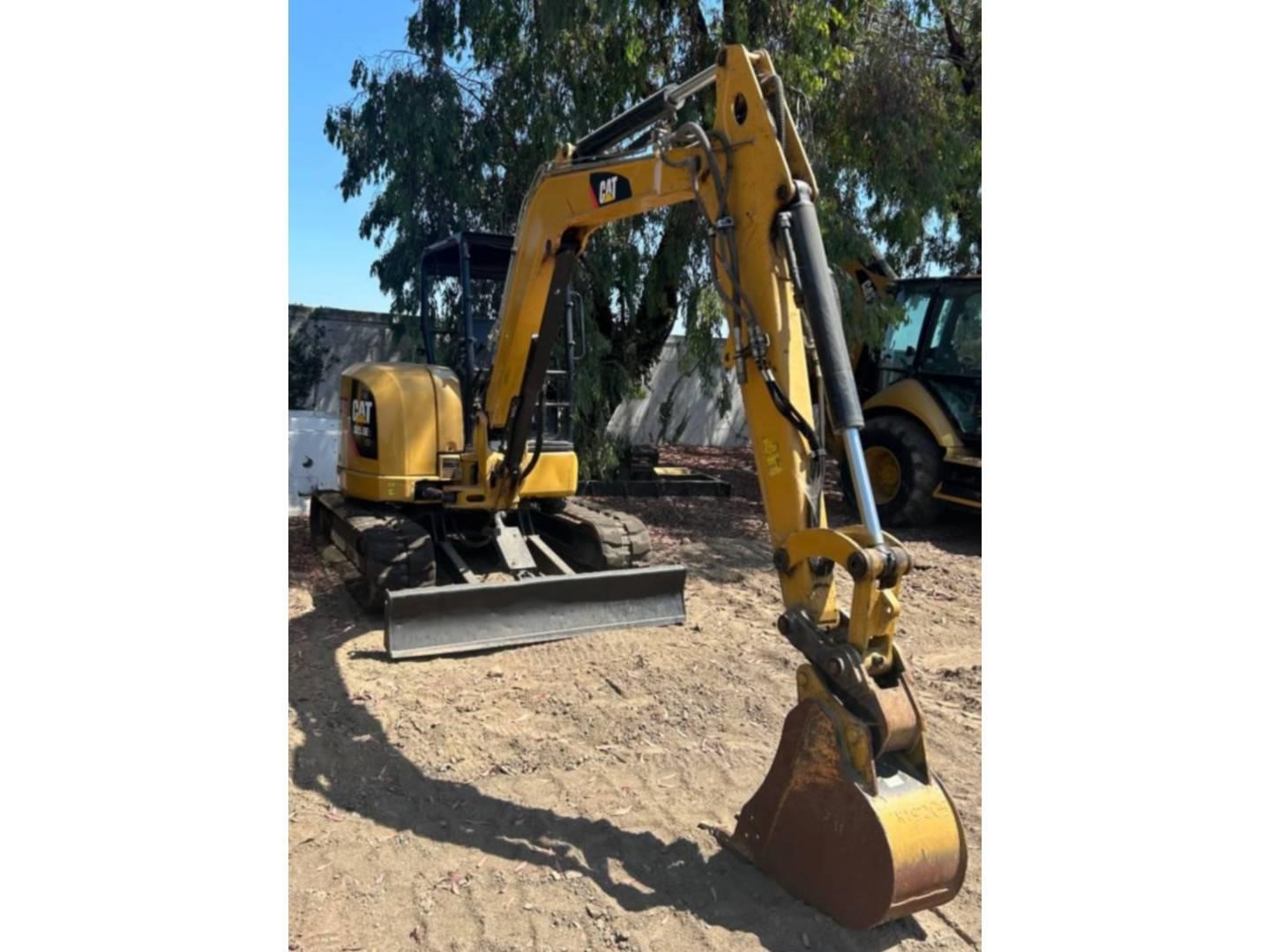 2017 Caterpillar 305.5E2 CR