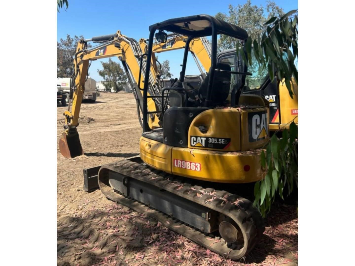 2017 Caterpillar 305.5E2 CR