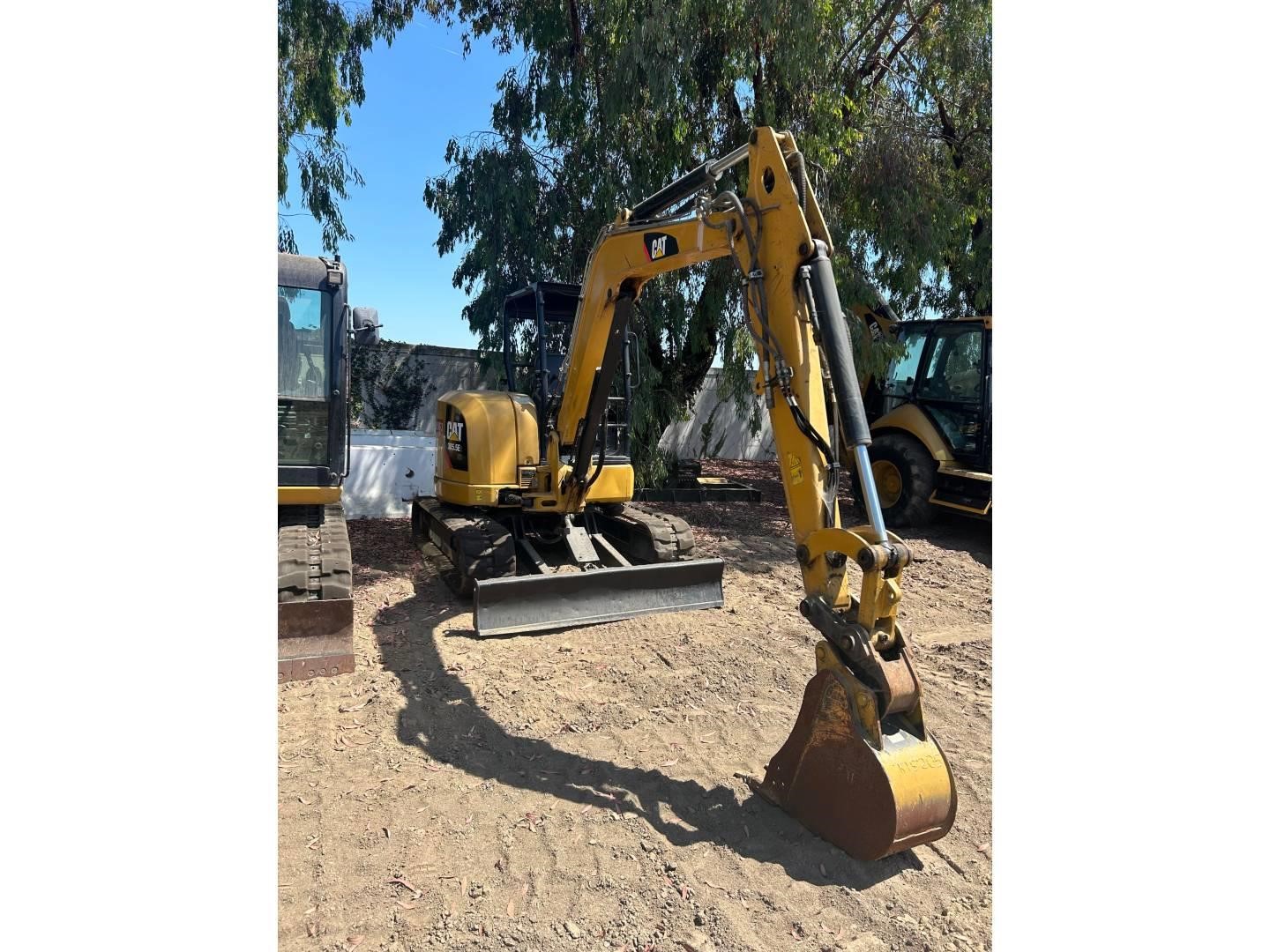2017 Caterpillar 305.5E2 CR