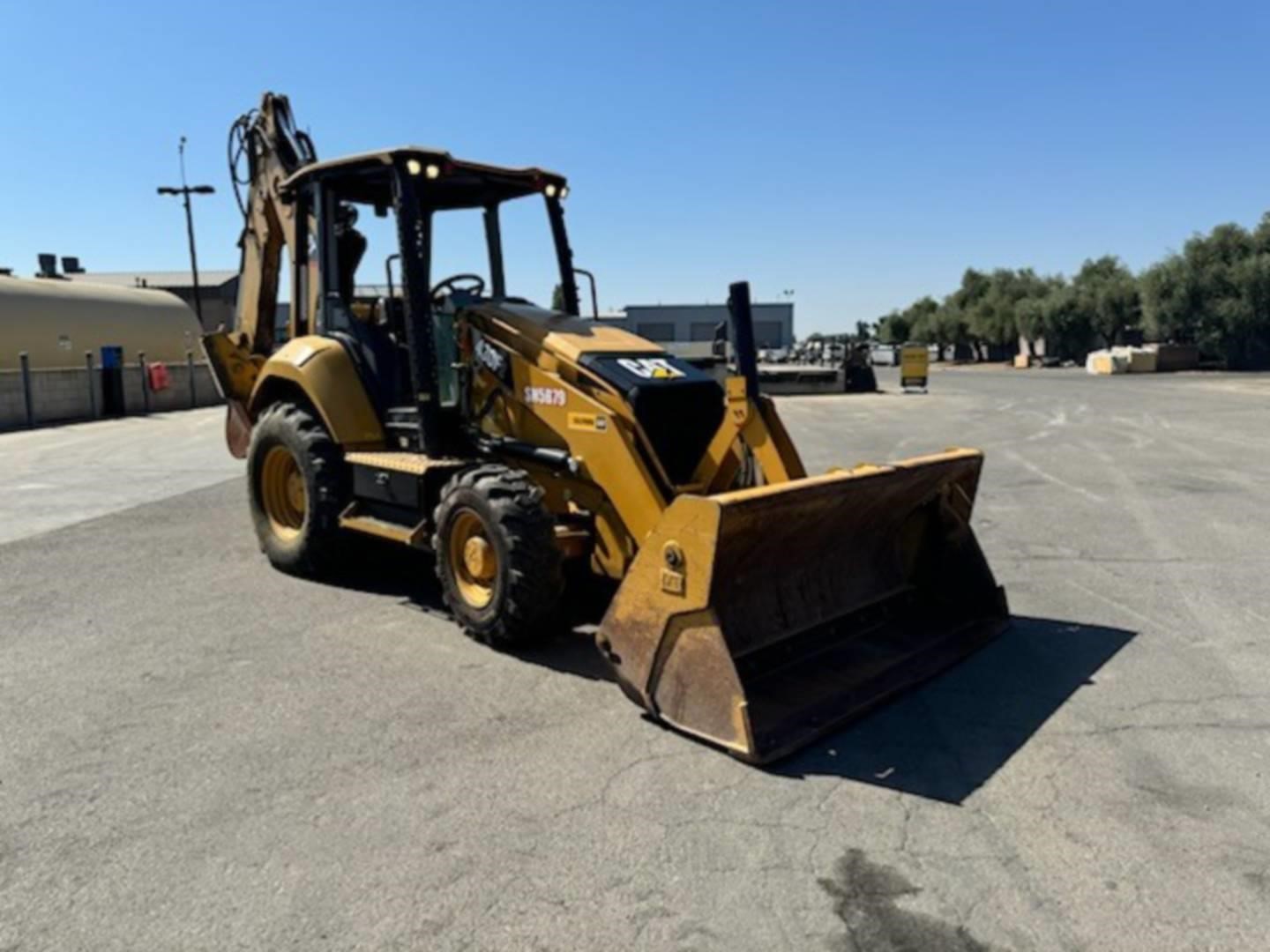 2015 Caterpillar 430F2