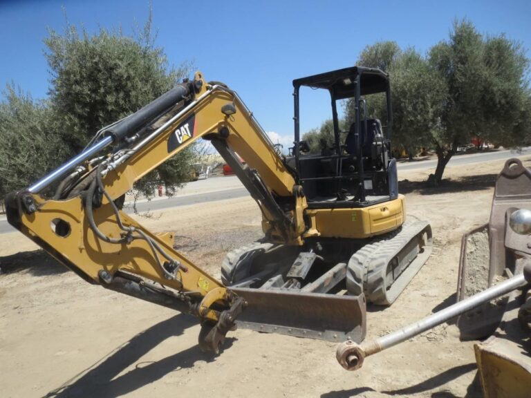 2017 Caterpillar 305.5E2 CR