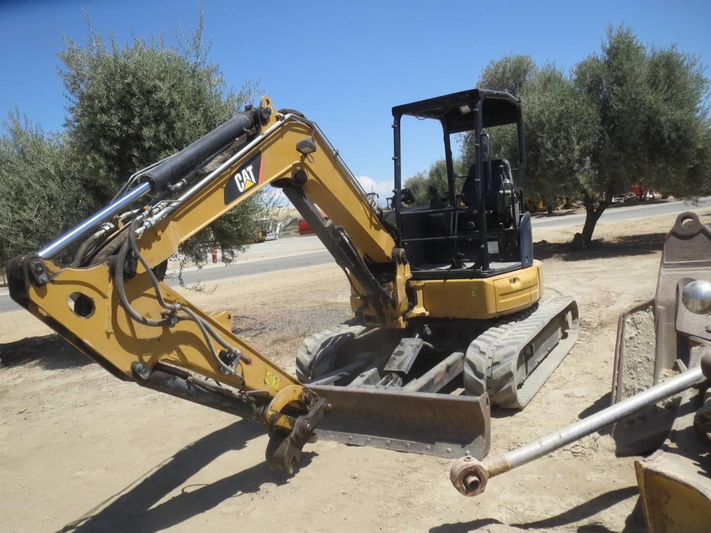 2017 Caterpillar 305.5E2 CR