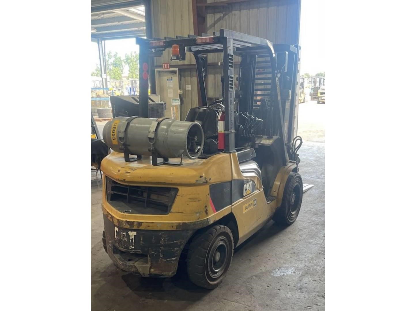 2019 Caterpillar GP30N