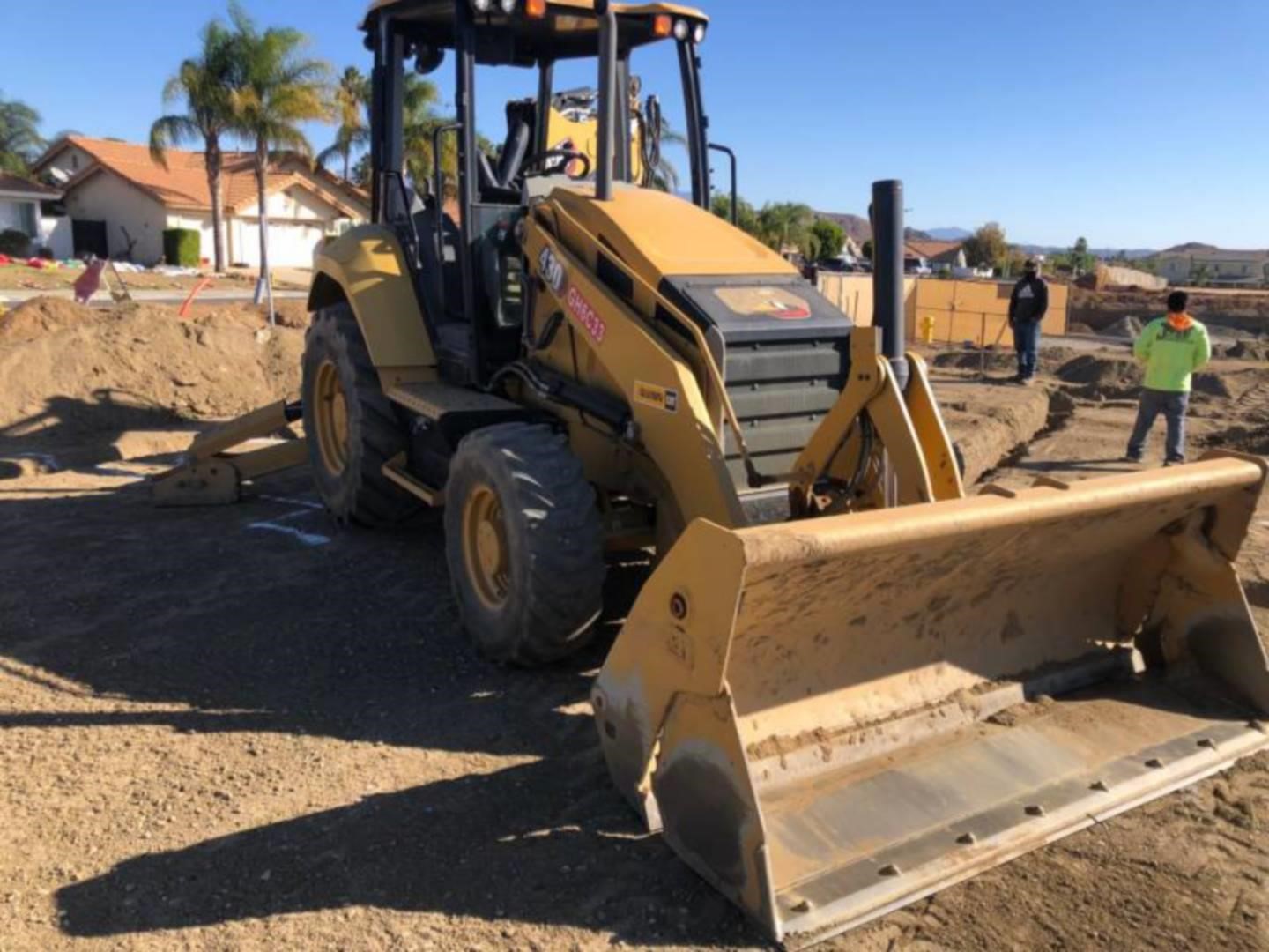 2022 Caterpillar 430