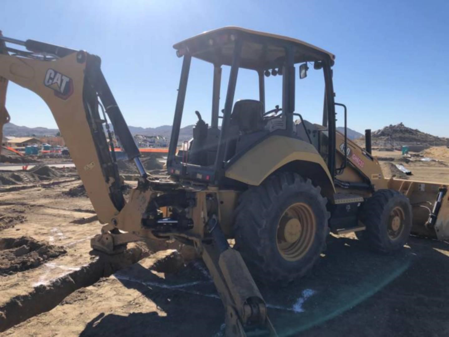 2022 Caterpillar 430