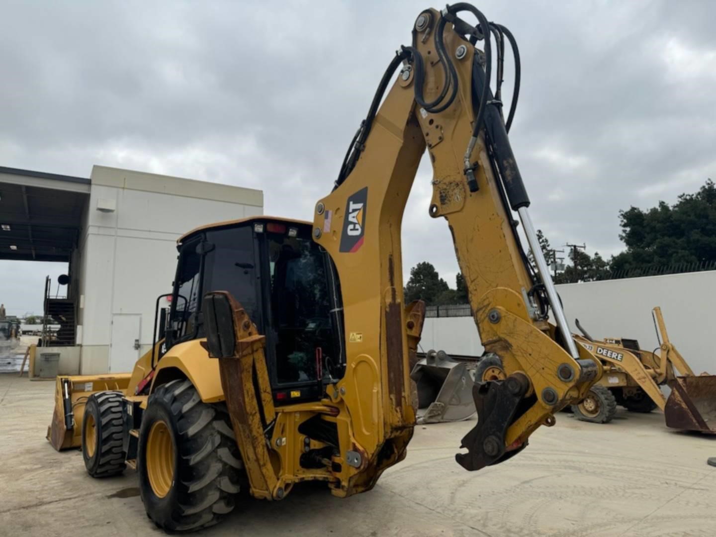 2020 Caterpillar 450