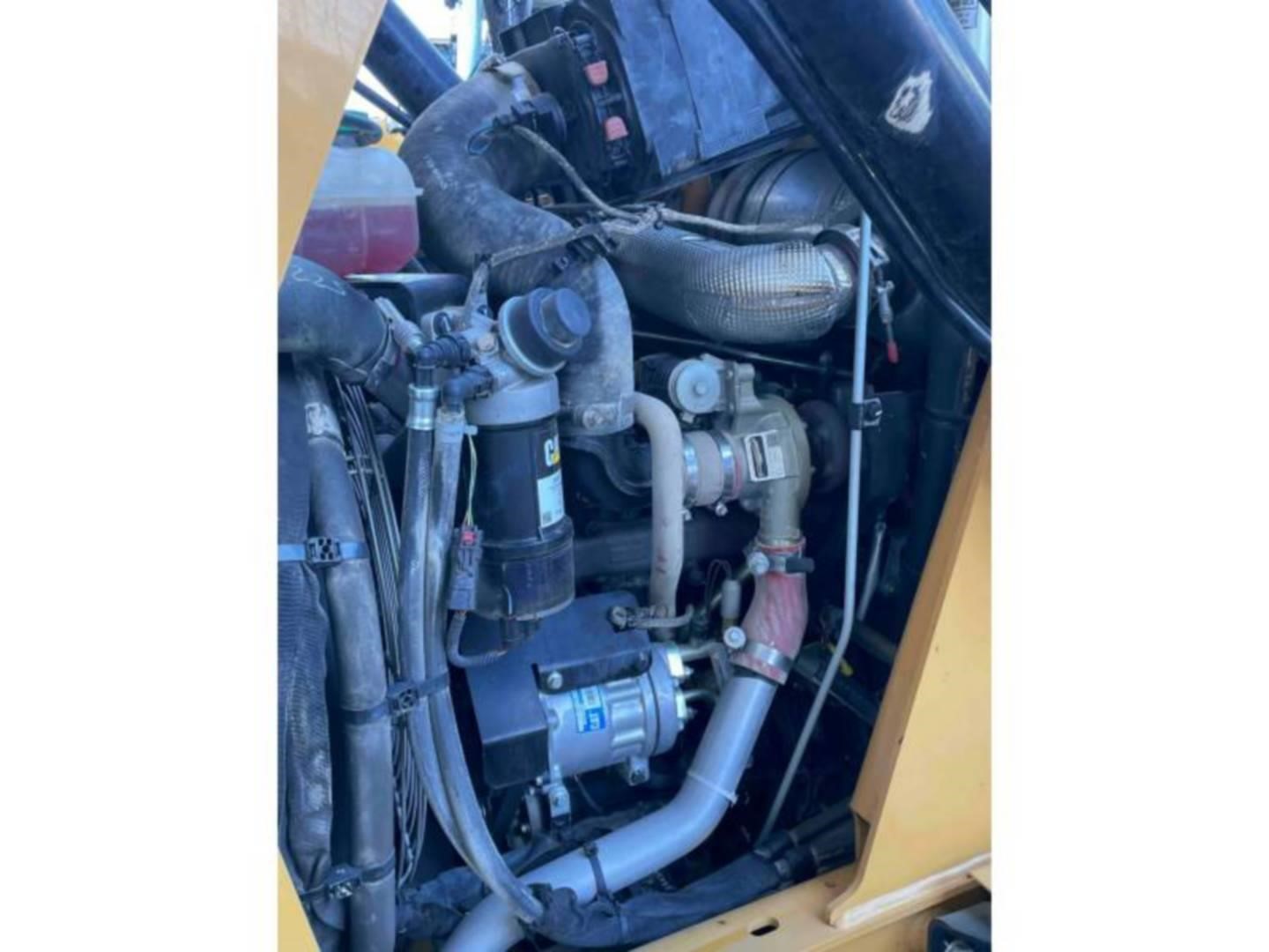 2021 Caterpillar 430