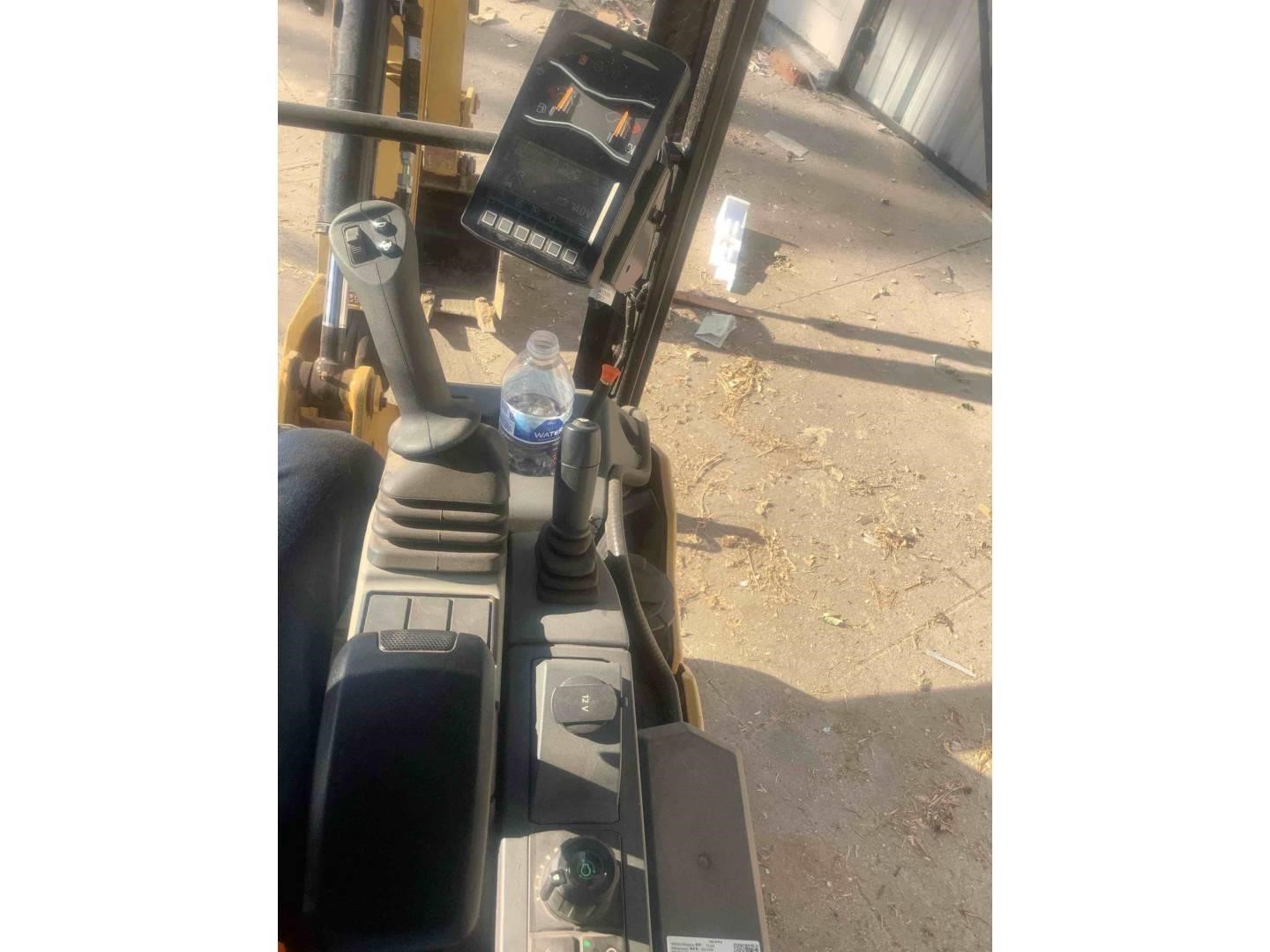 2023 Caterpillar 301.7D