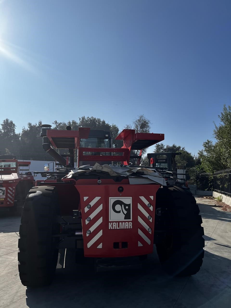 2023 Kalmar DCG410GS