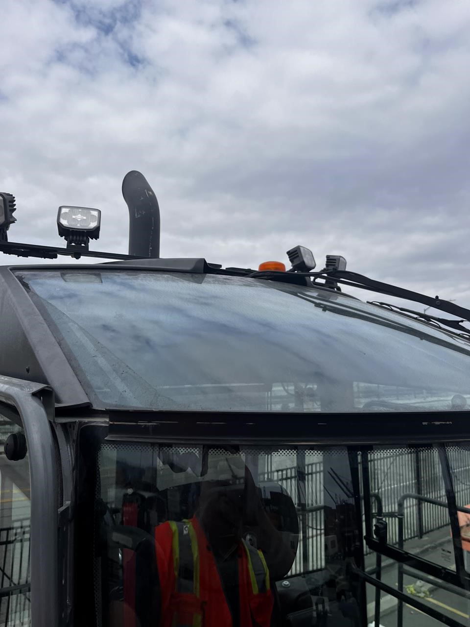 2023 Kalmar DCG410GS