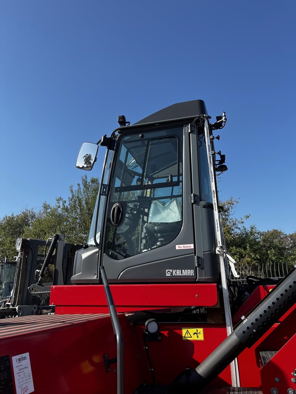 2023 Kalmar DCG410GS