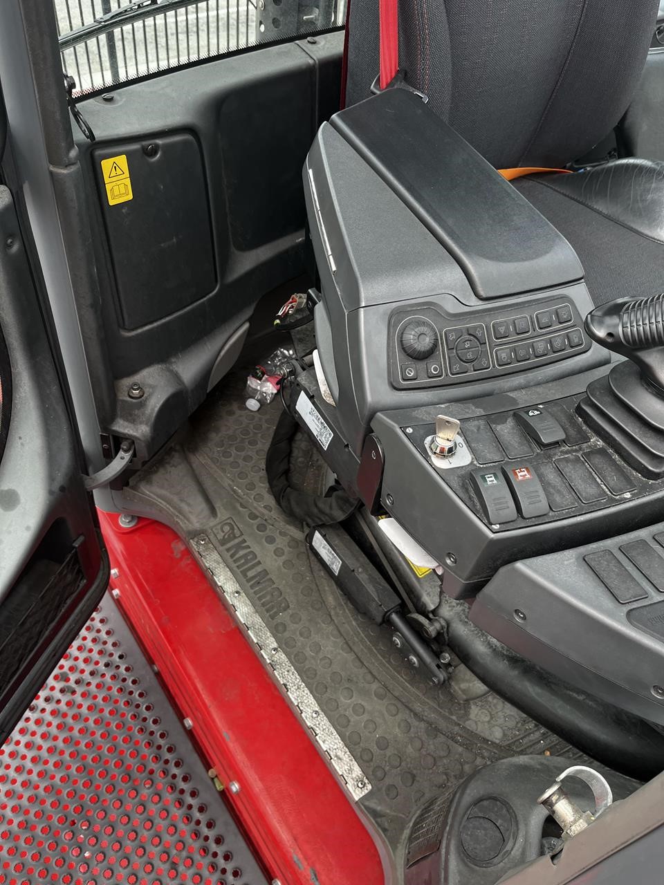2023 Kalmar DCG410GS