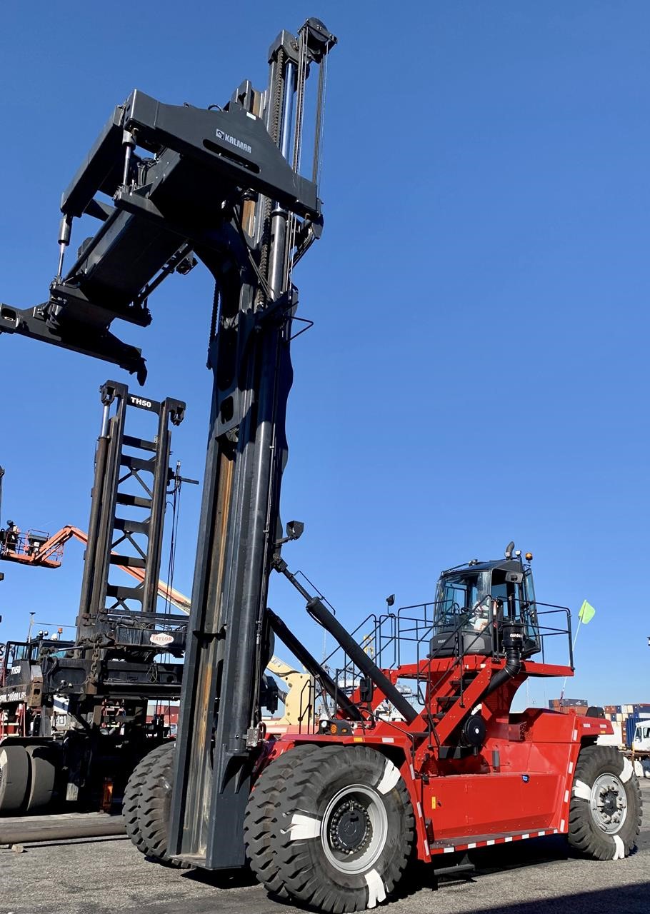2023 Kalmar DCG410GS