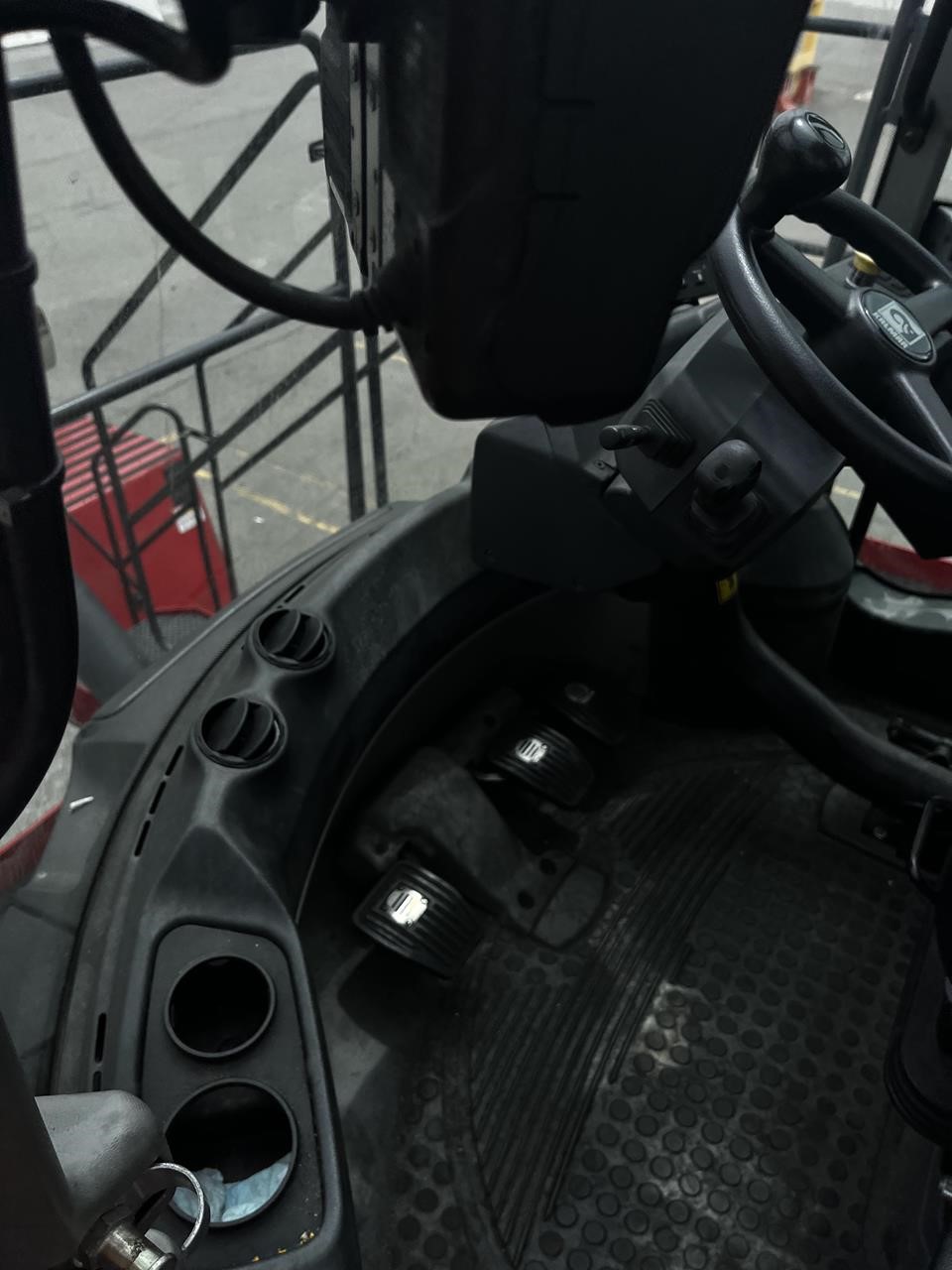 2023 Kalmar DCG410GS