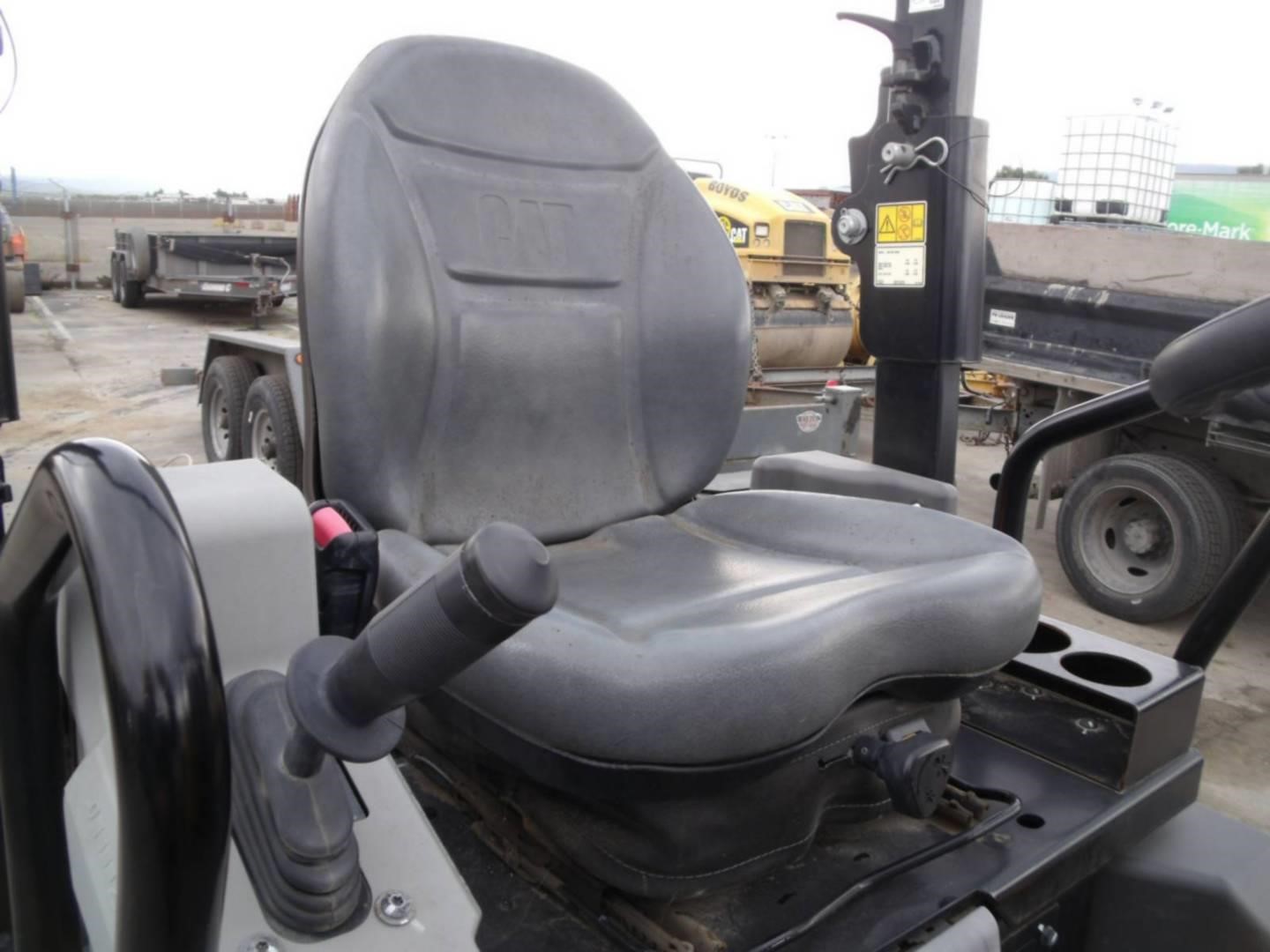 2021 Caterpillar CC2.7