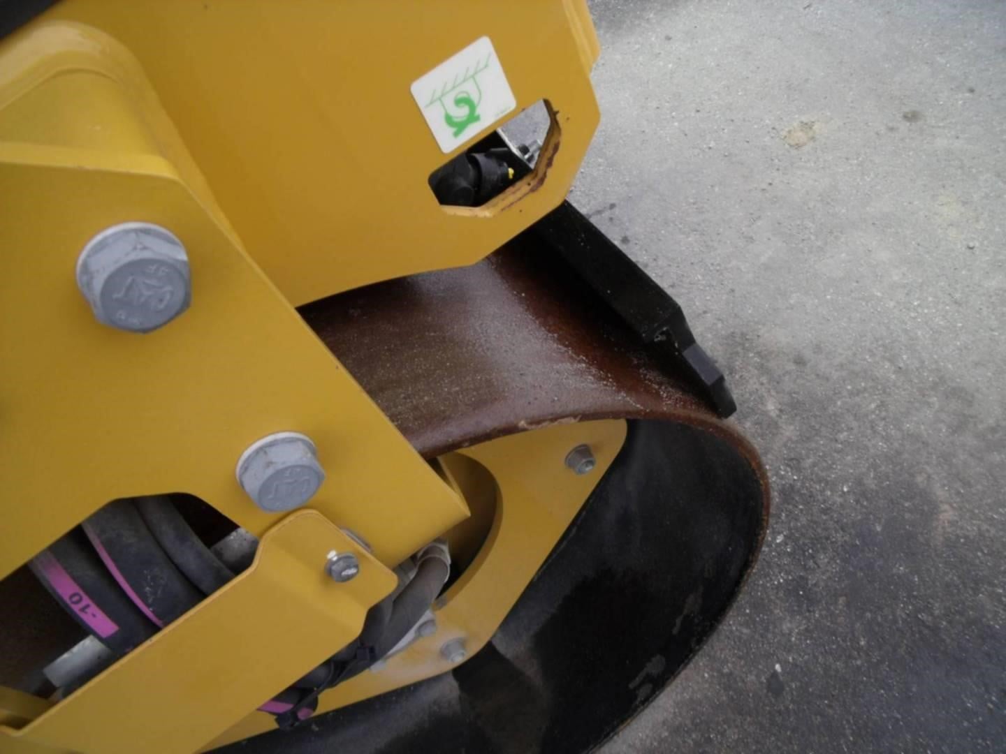 2021 Caterpillar CC2.7