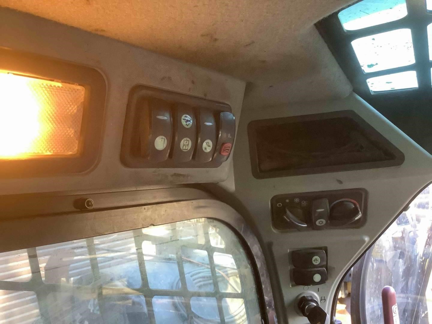 2017 Caterpillar 272D XHP