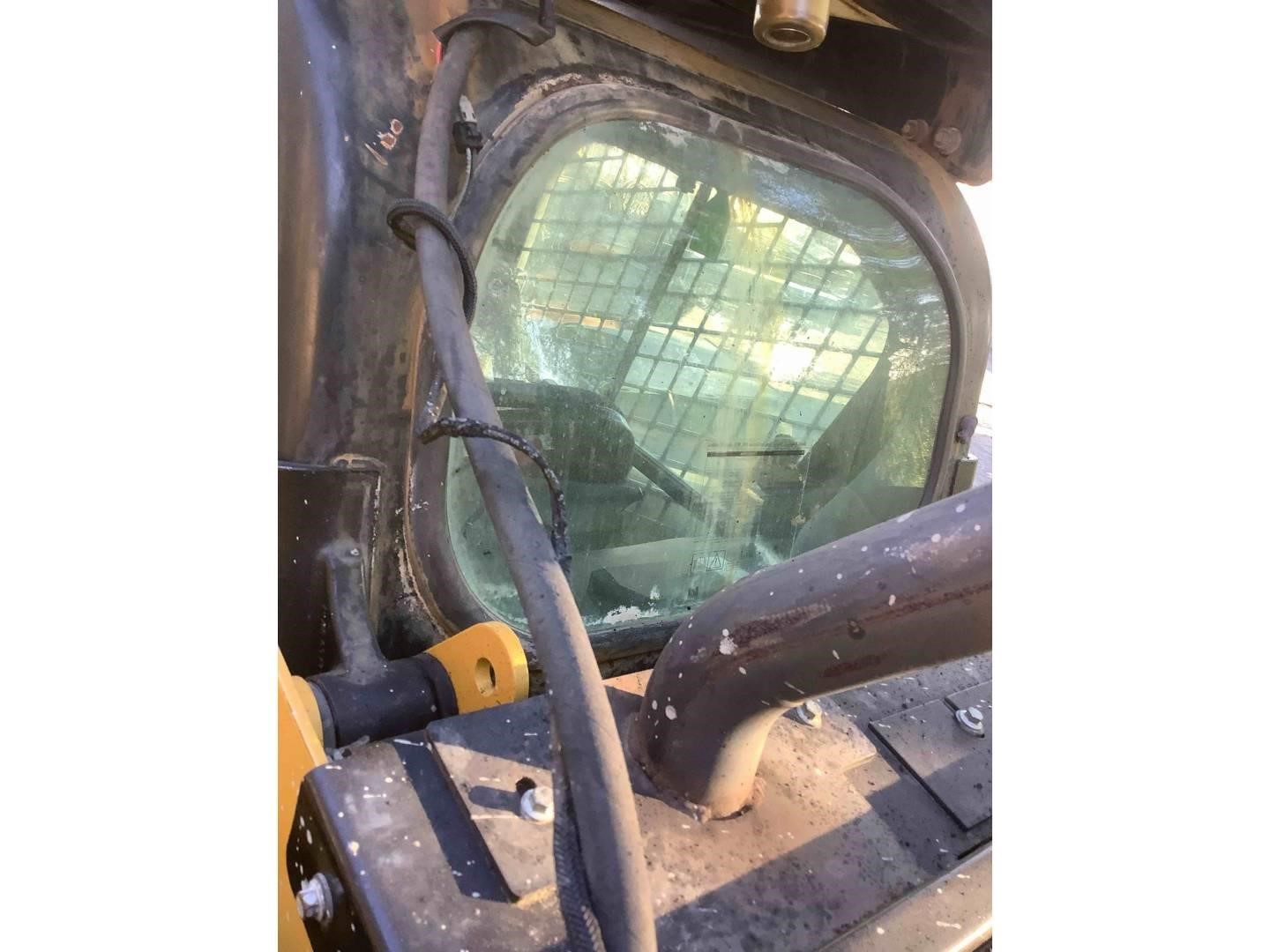 2017 Caterpillar 272D XHP