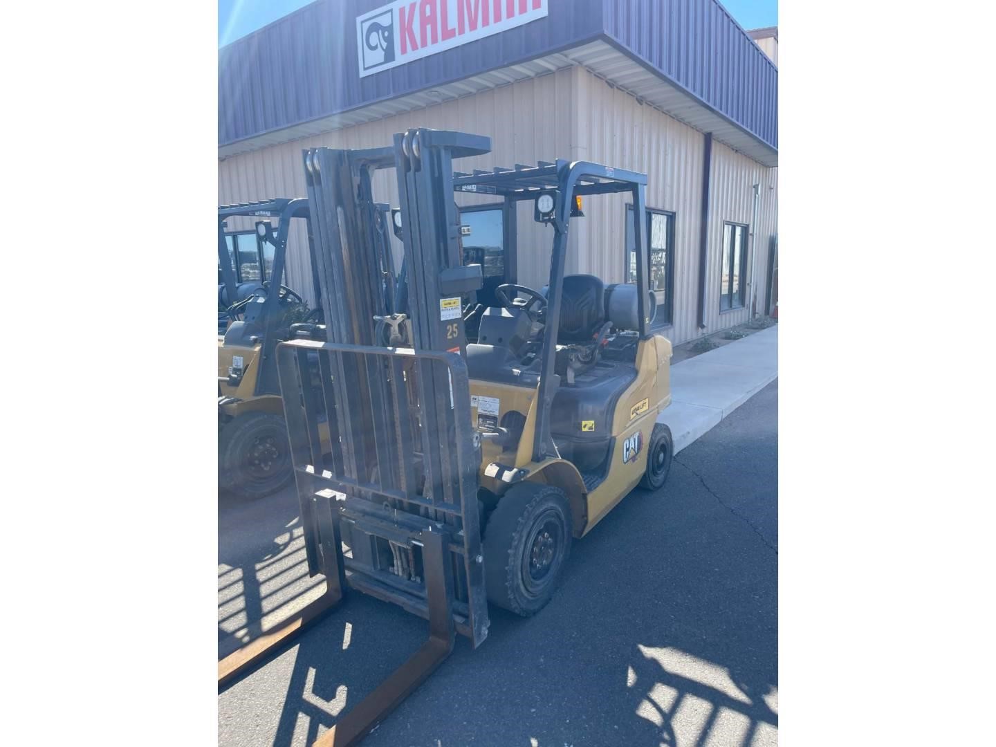 2021 Caterpillar GP25N