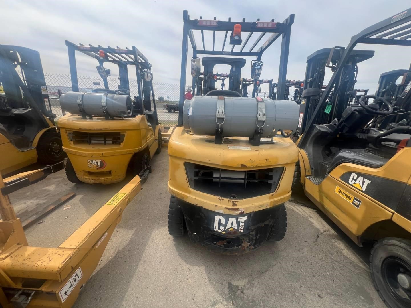 2017 Caterpillar GP25N