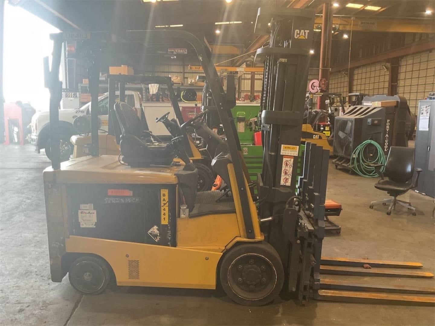 2019 Caterpillar EC30N2