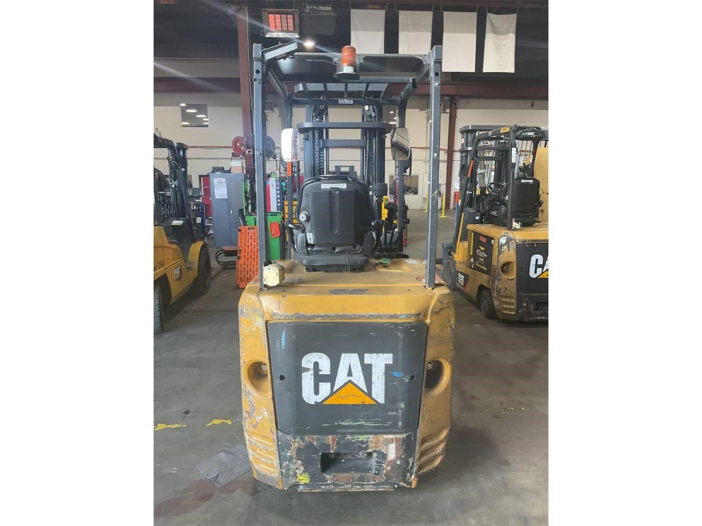 2019 Caterpillar EC30N2