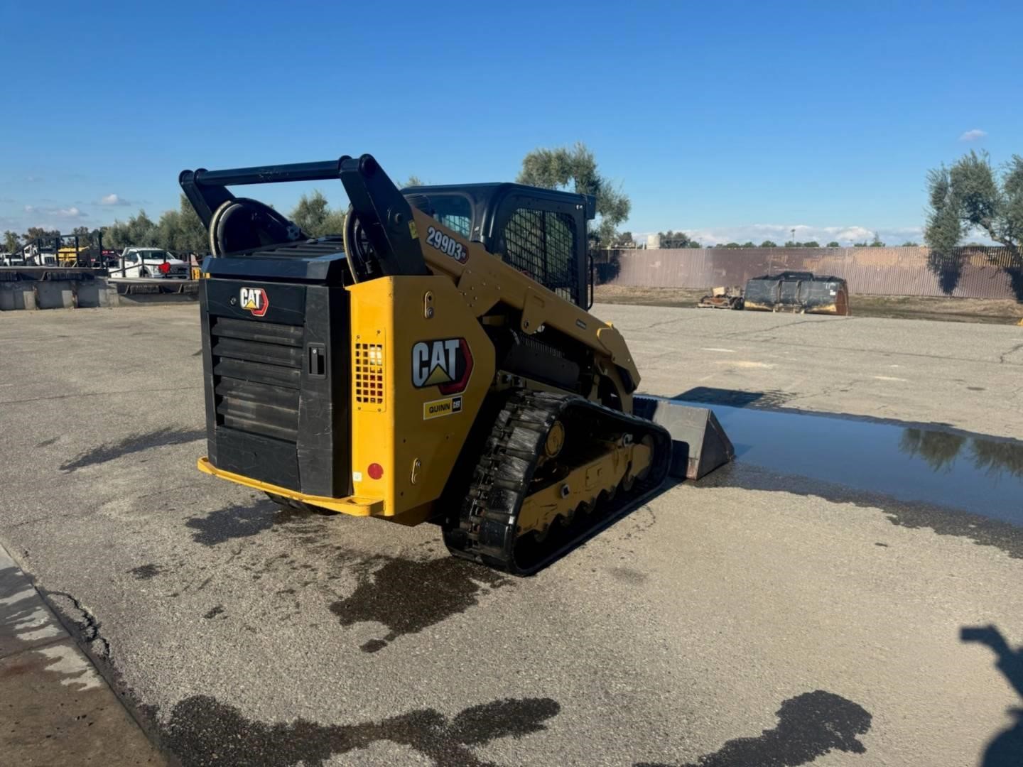 2023 Caterpillar 299D3 XE