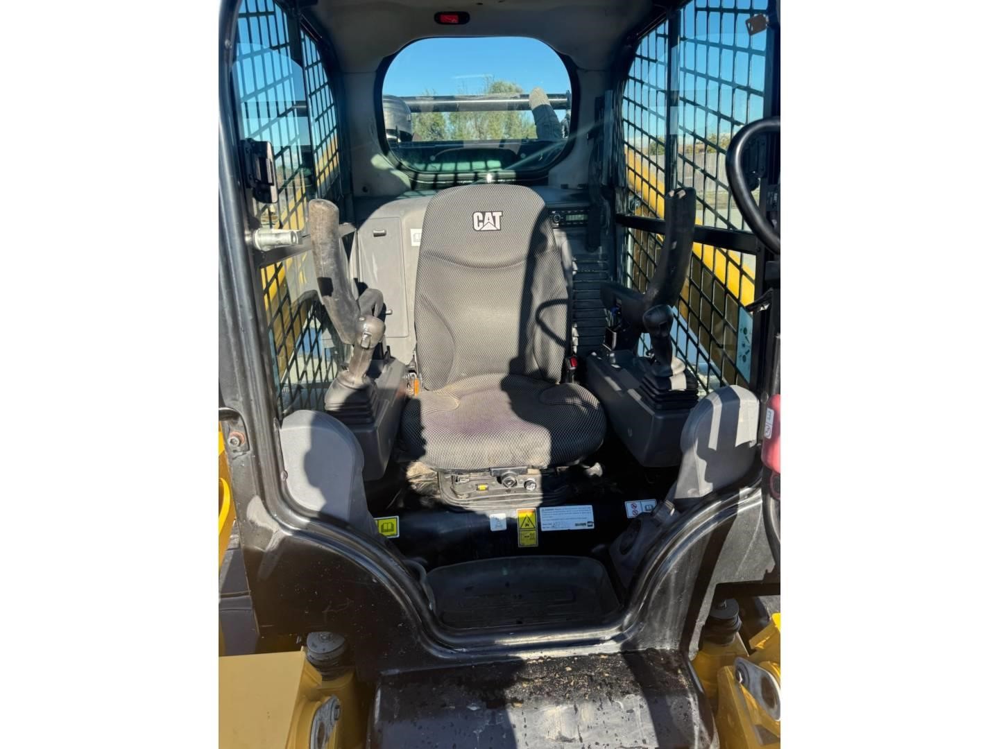 2023 Caterpillar 299D3 XE