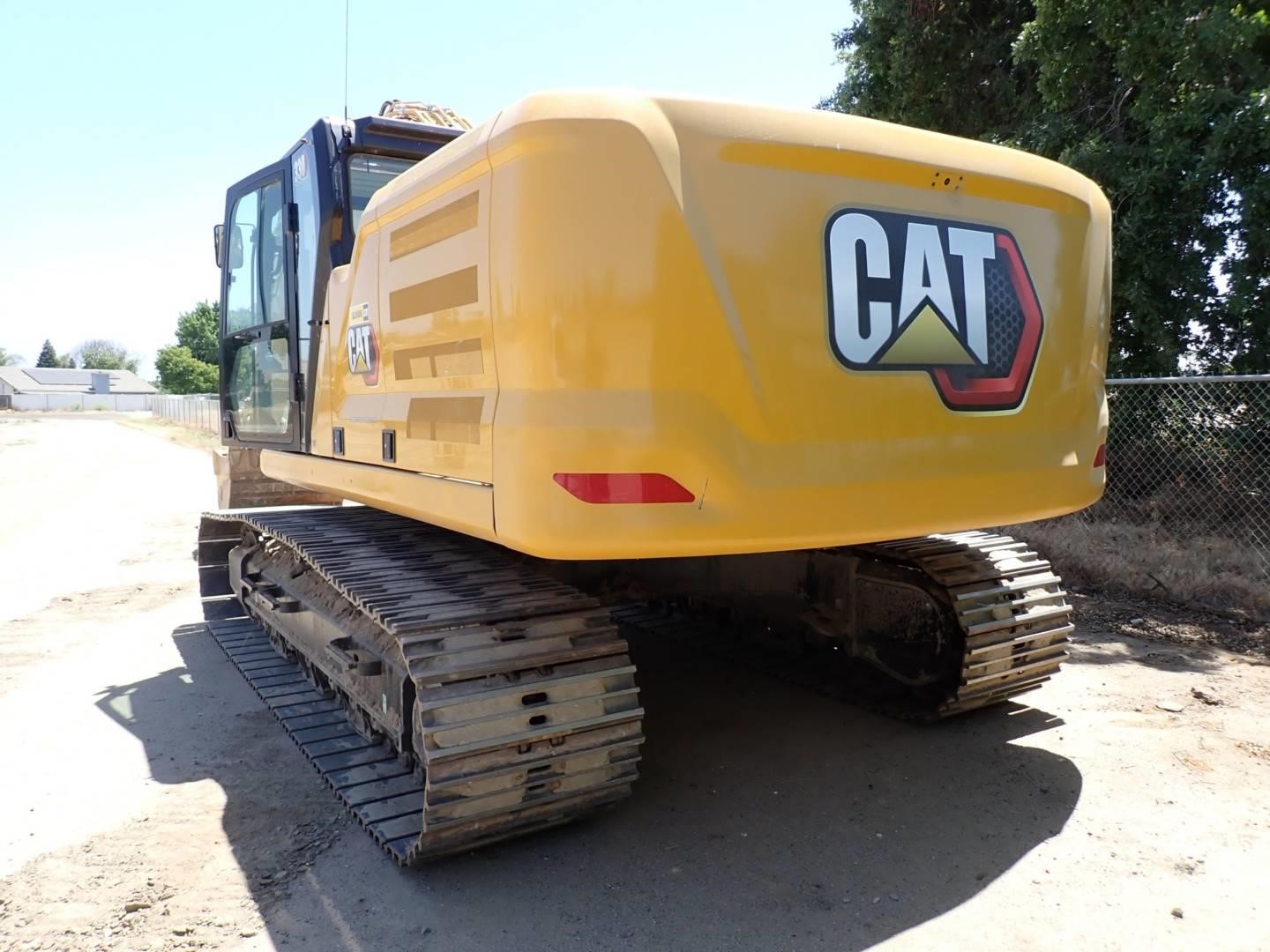 2023 Caterpillar 330