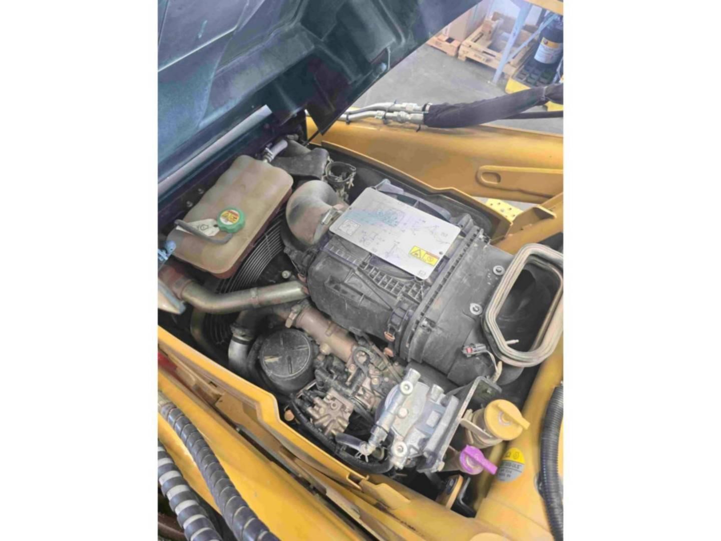 2020 Caterpillar 450