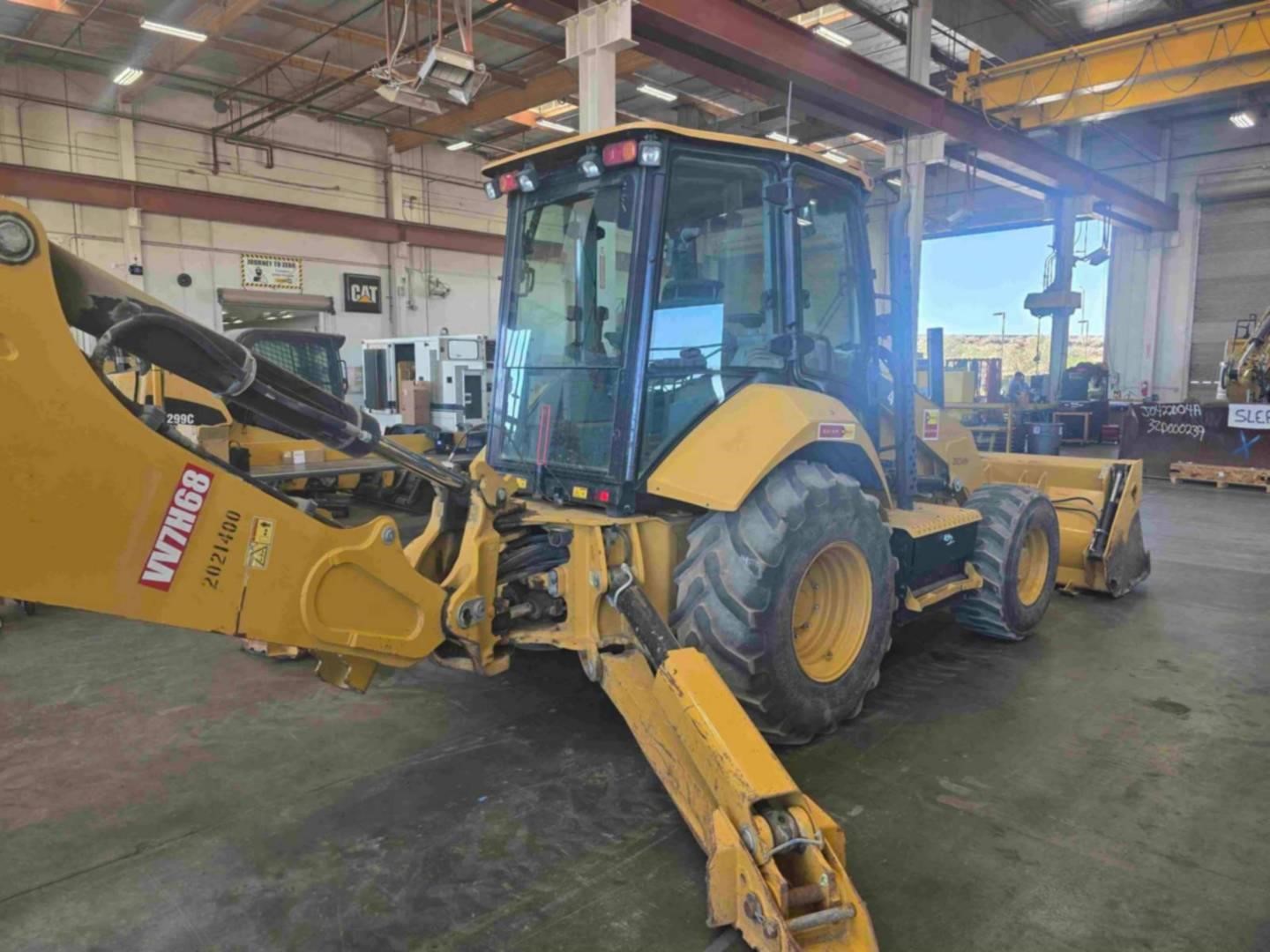 2020 Caterpillar 450