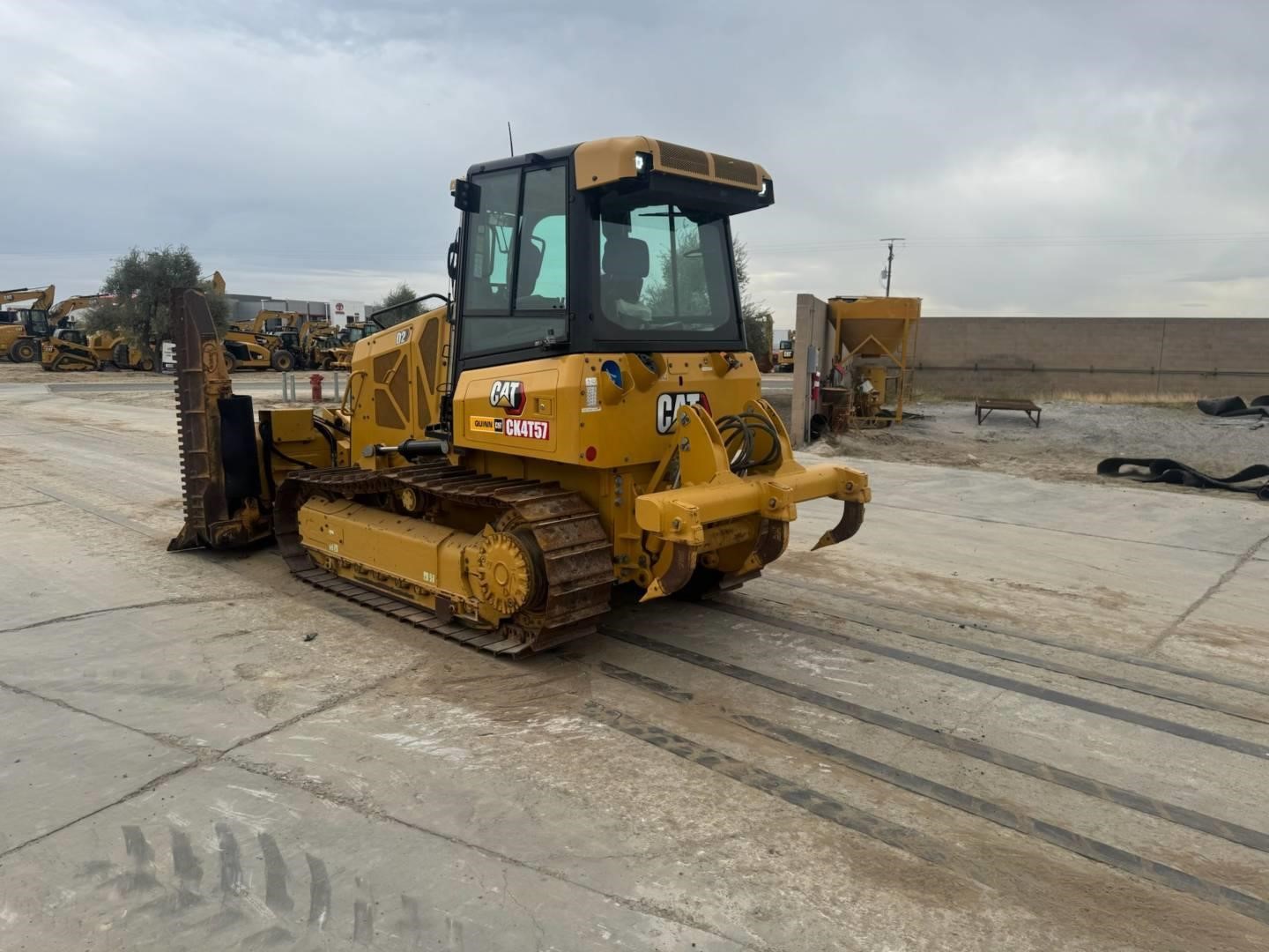 2021 Caterpillar D2