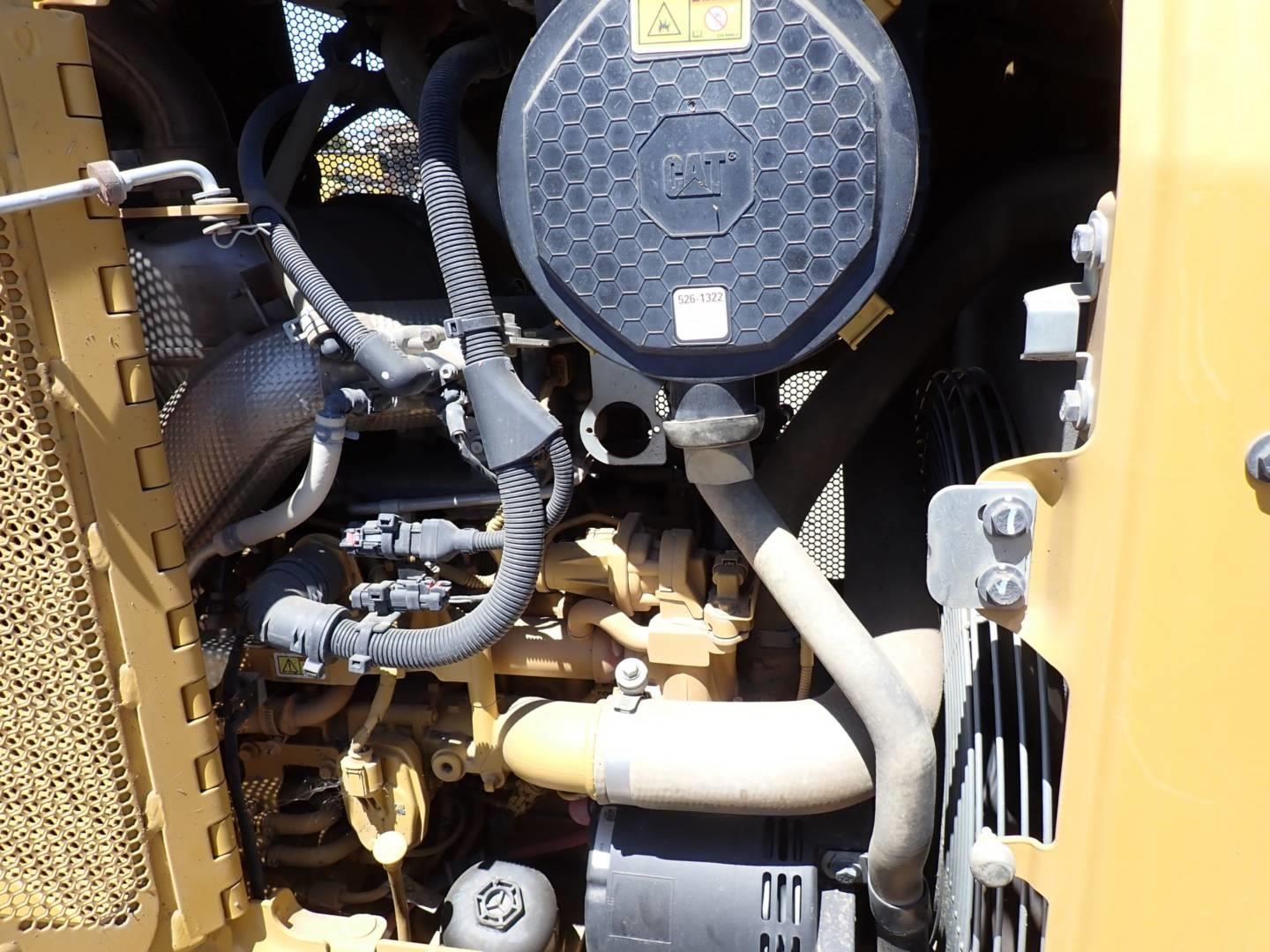 2021 Caterpillar D2
