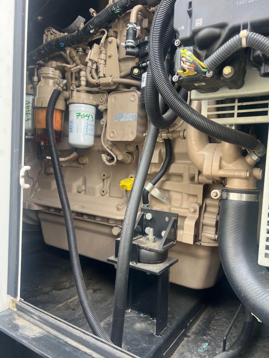 2016 Multiquip Whisperwatt DCA150SSJU4F