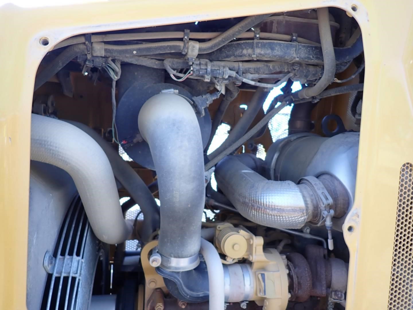 2021 Caterpillar D2