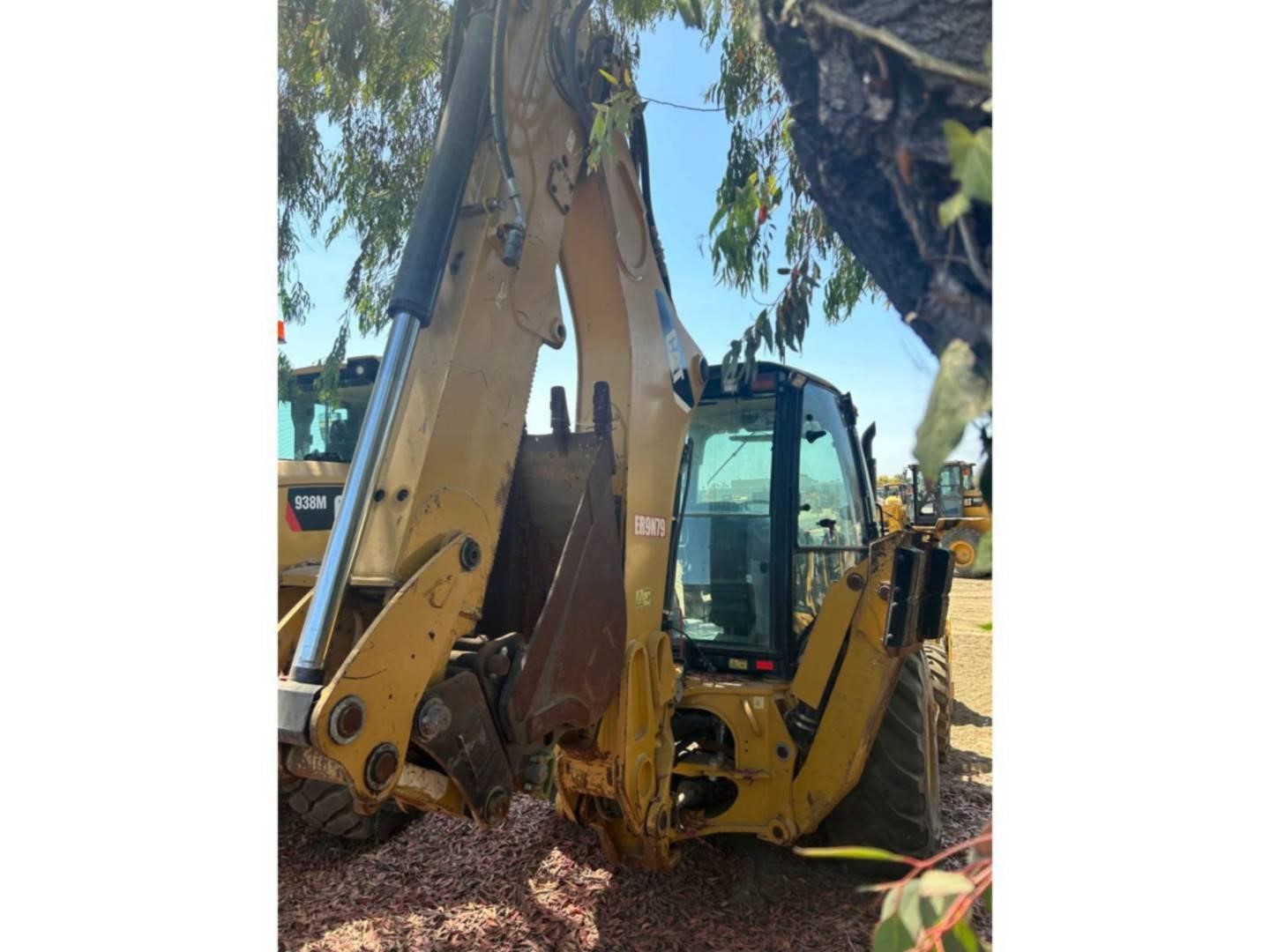 2016 Caterpillar 450F