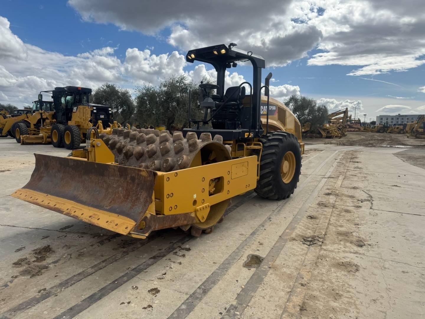 2018 Caterpillar CP56B