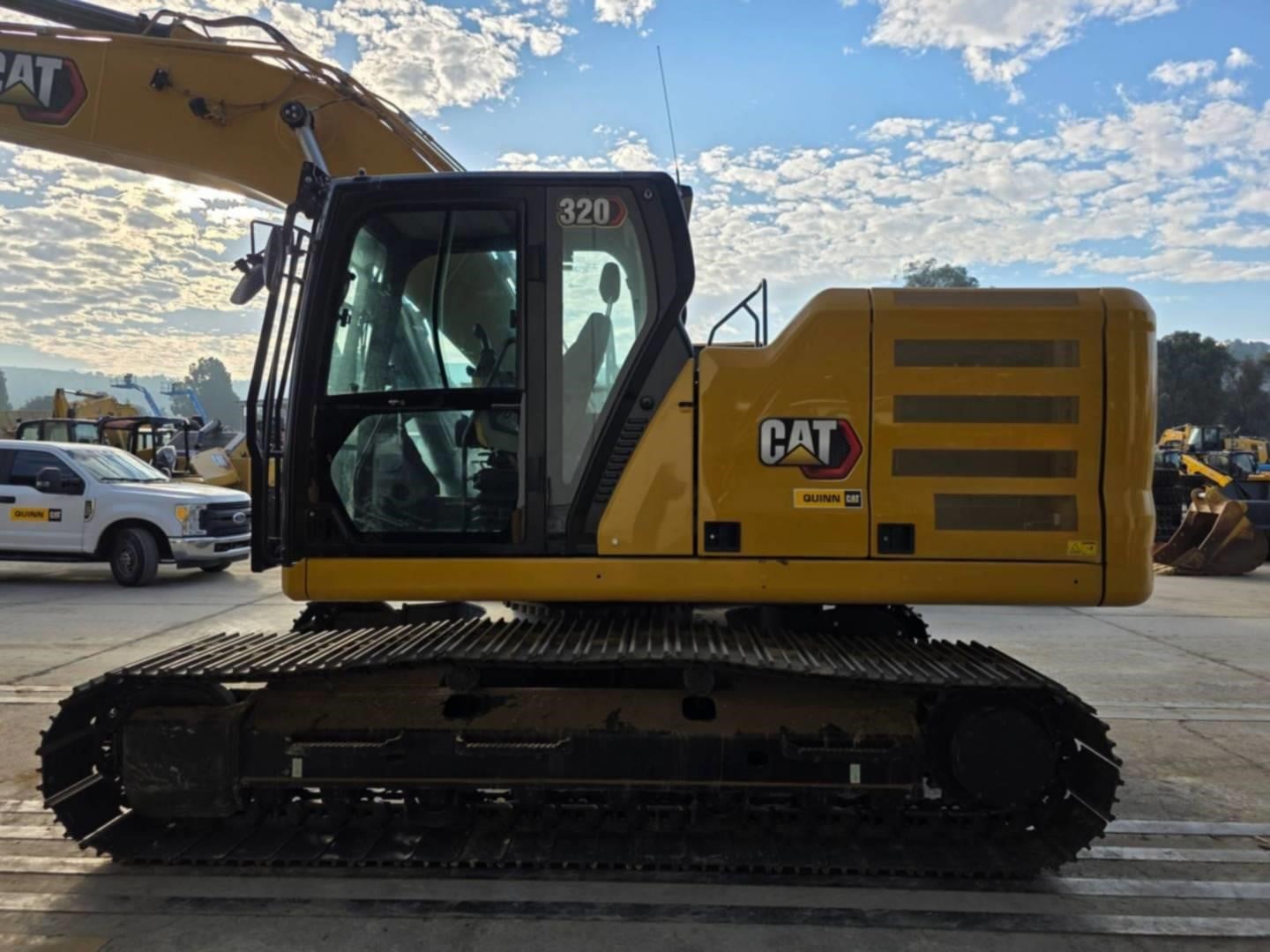2024 Caterpillar 320