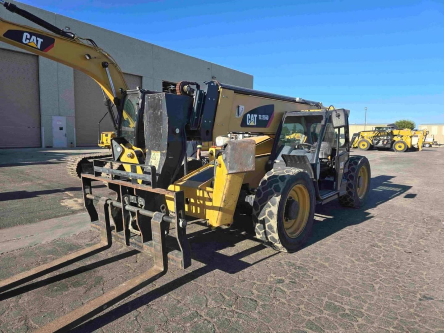 2018 Caterpillar TL1255D