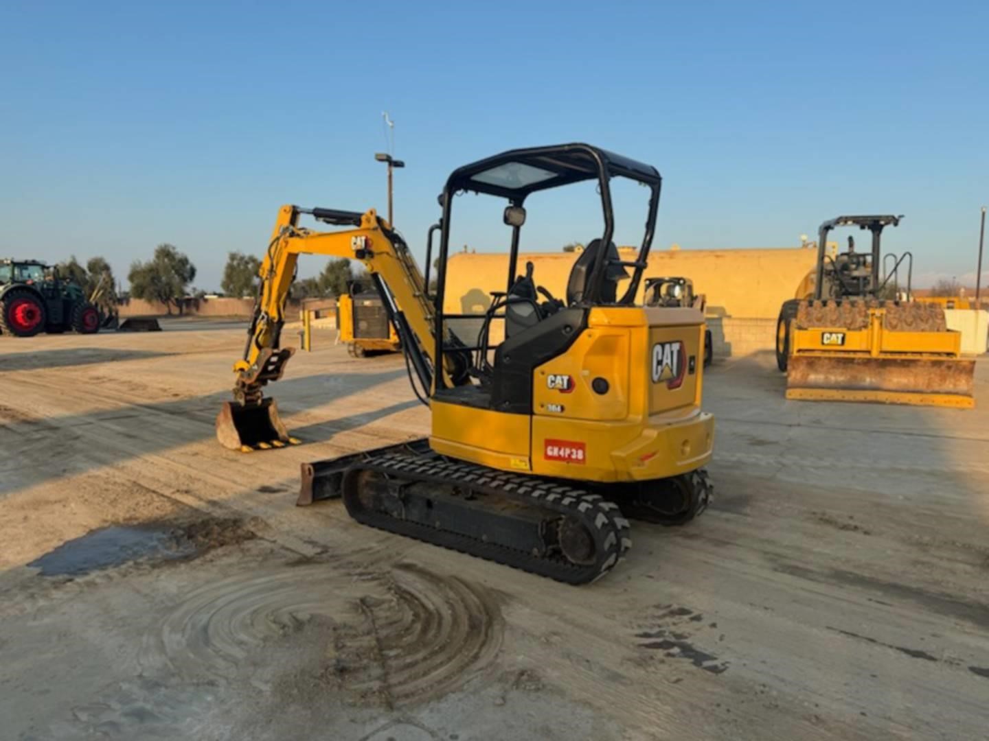 2022 Caterpillar 304