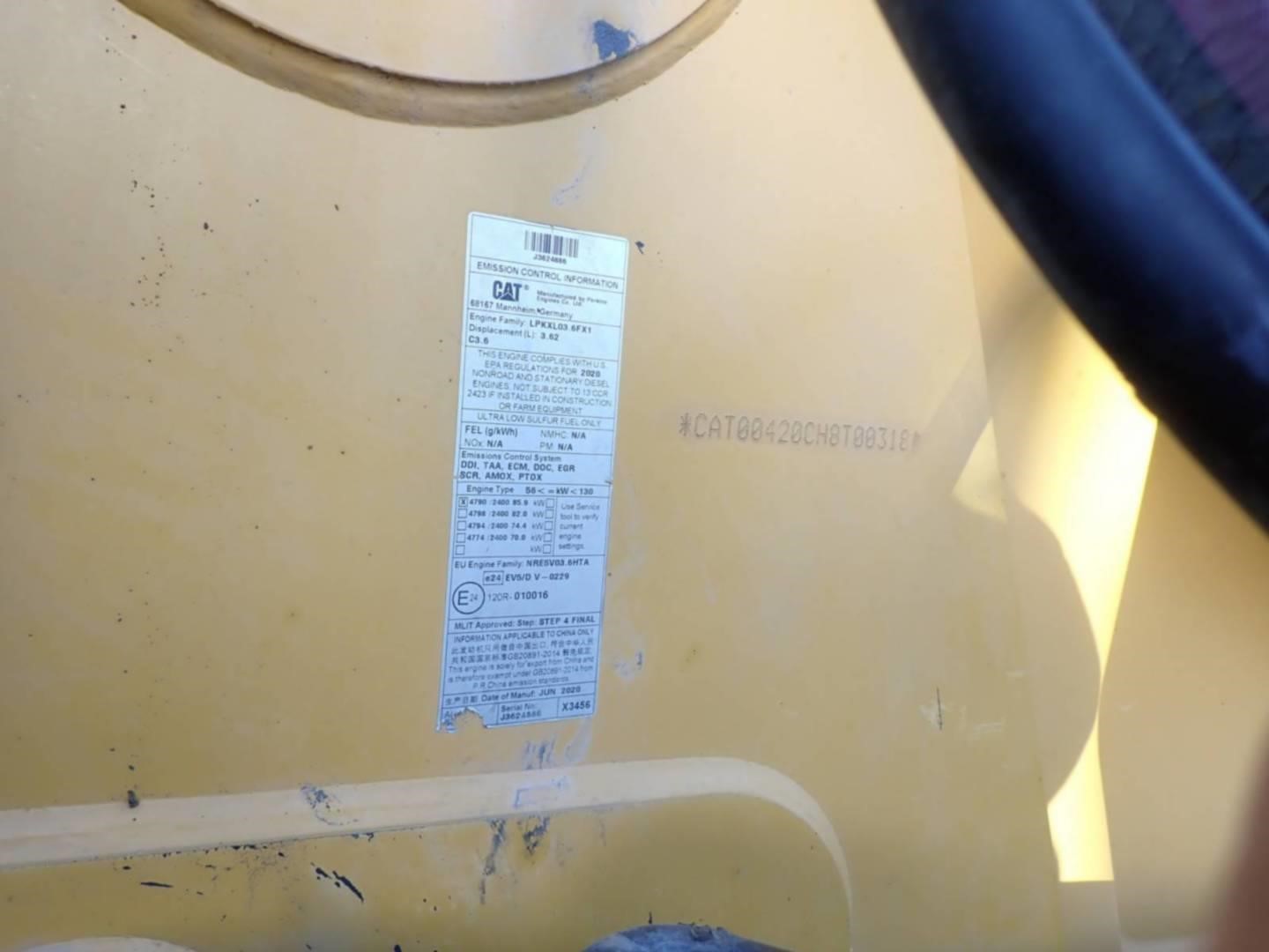 2020 Caterpillar 420