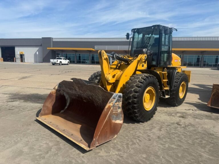 2022 Caterpillar 920