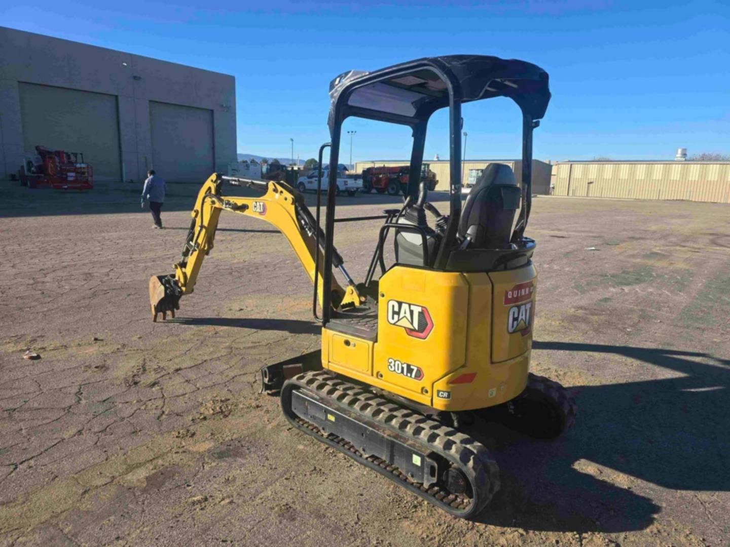 2022 Caterpillar 301.7D