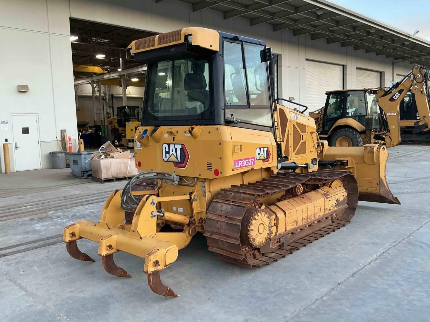 2021 Caterpillar D3