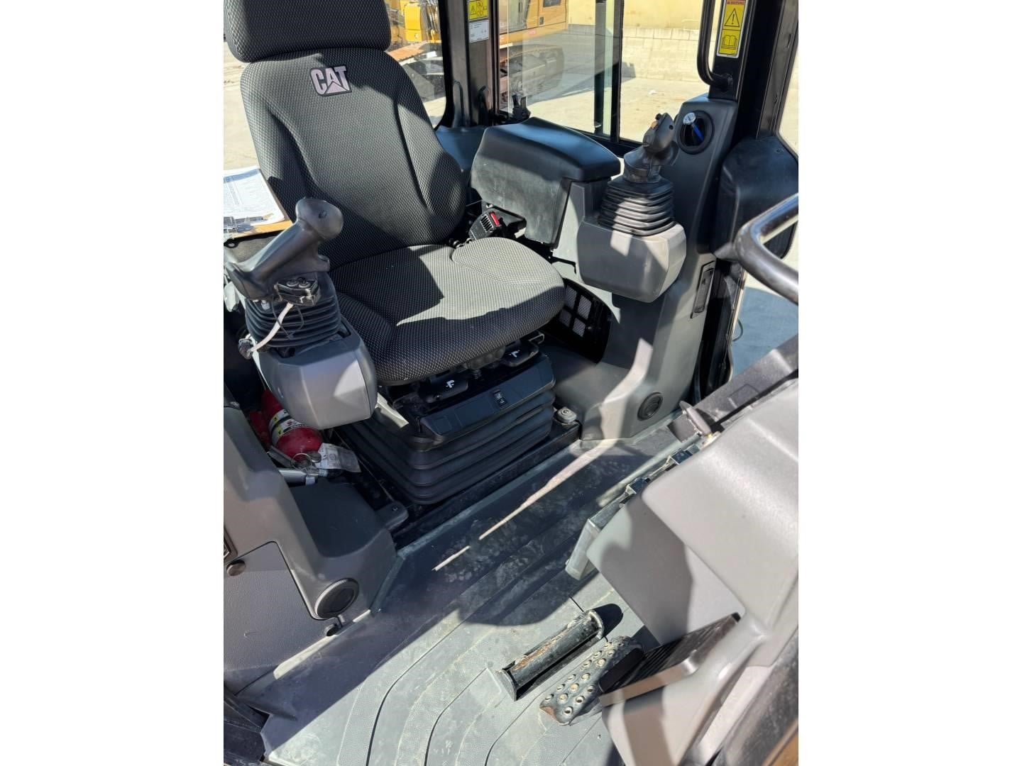 2021 Caterpillar D3