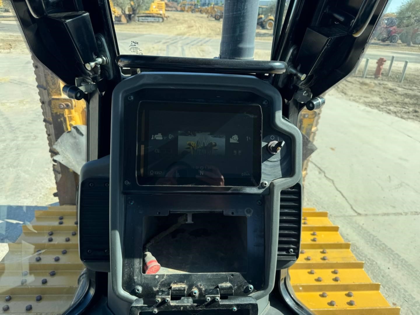 2021 Caterpillar D3