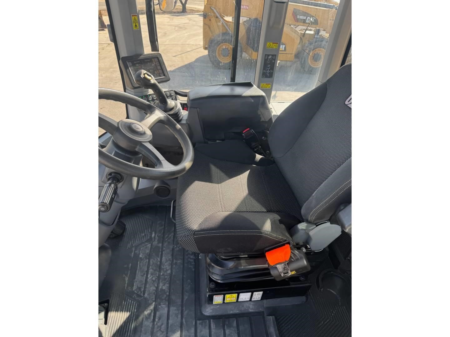 2021 Caterpillar 938M