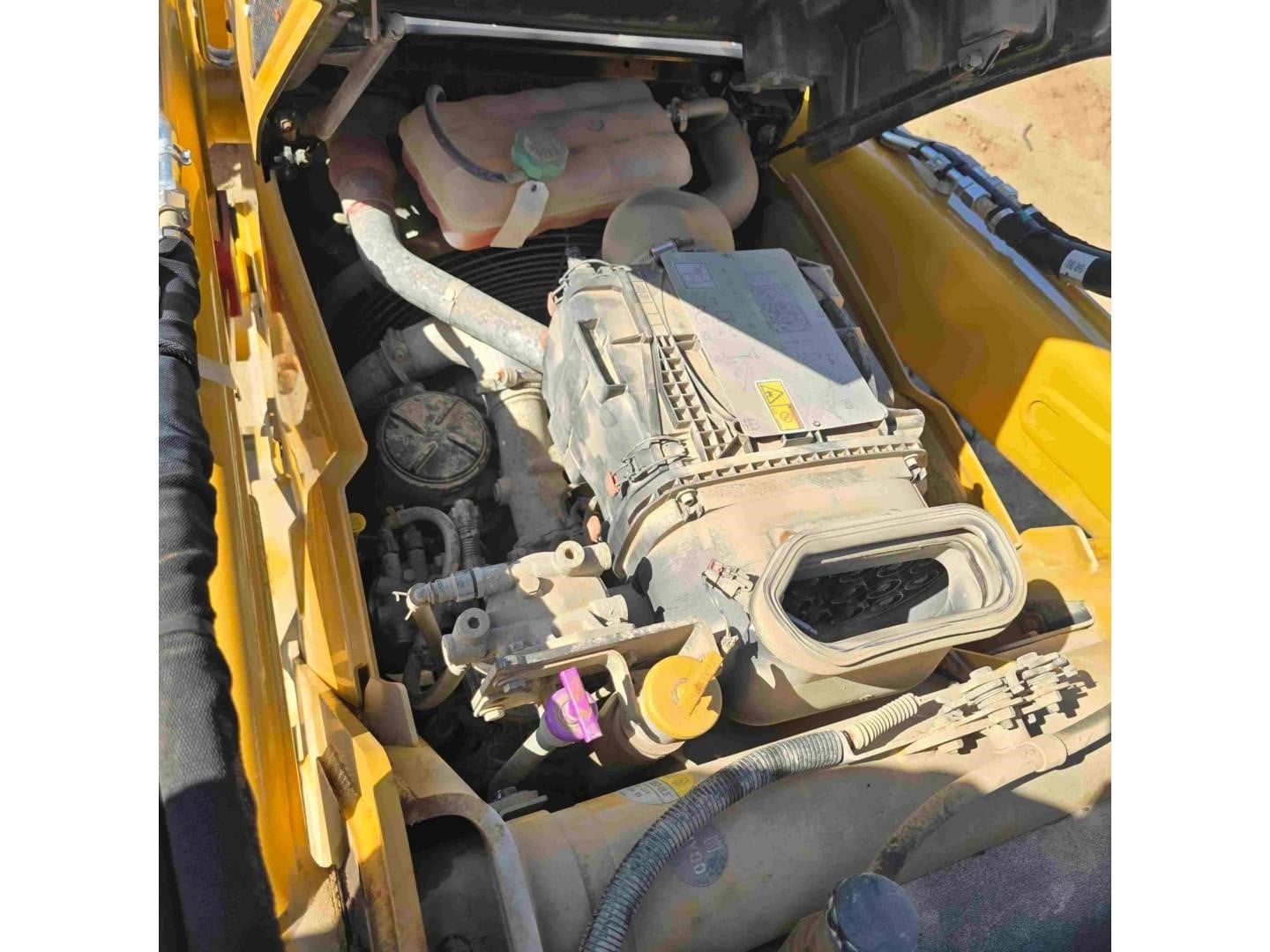 2019 Caterpillar 450
